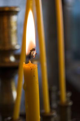 Download free yellow light candle flame image