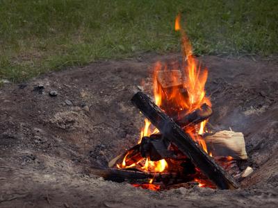 Download free wood fire flame image