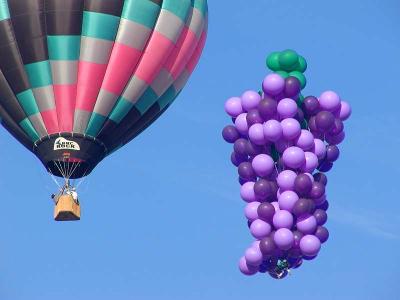 Download free blue sky balloon hot air balloon image
