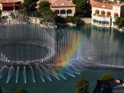 Download free fountain building image