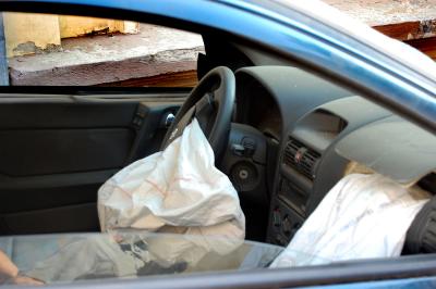 Download free car airbag accident image