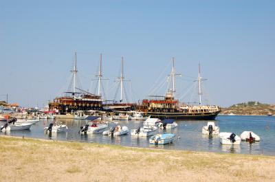 Download free boat harbour image