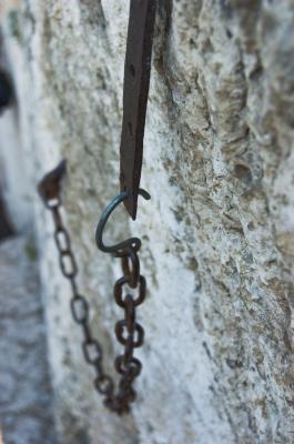 Download free stone chain image