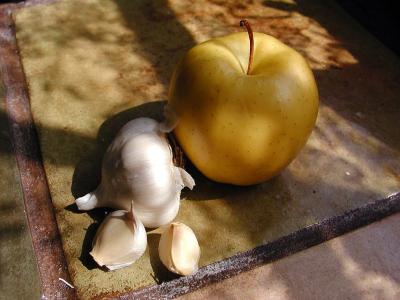 Download free yellow white apple garlic image