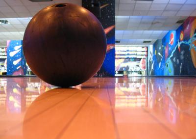 Download free ball bowling image